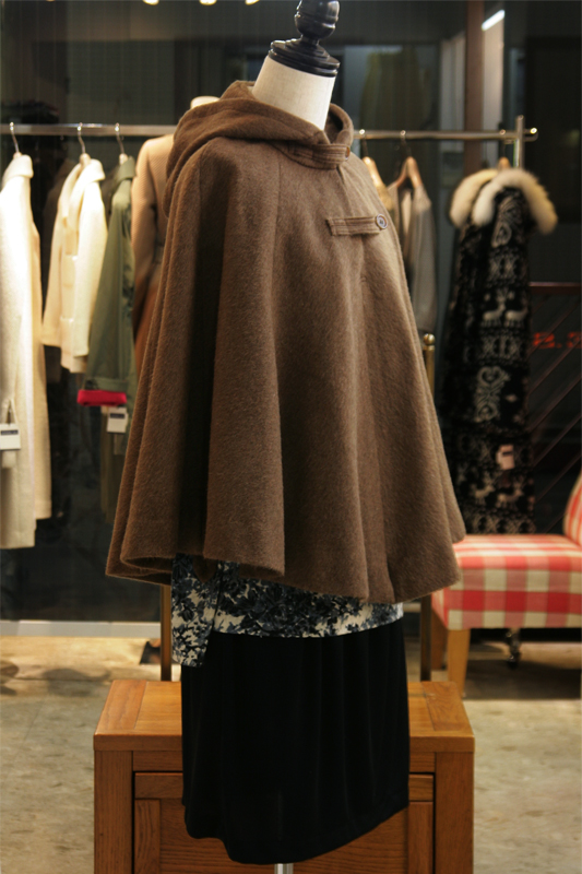 PDF洋裁型紙、パターン通販　フード付きポンチョ